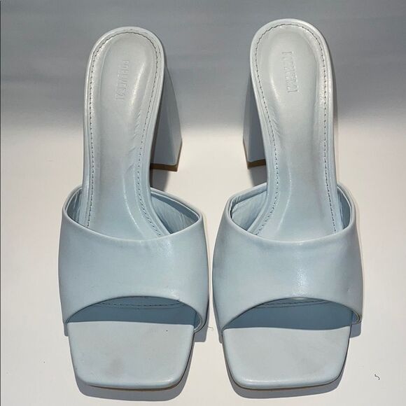 Forever 21 Blue Heeled Sandals with Modern Design - Picture 2 of 7